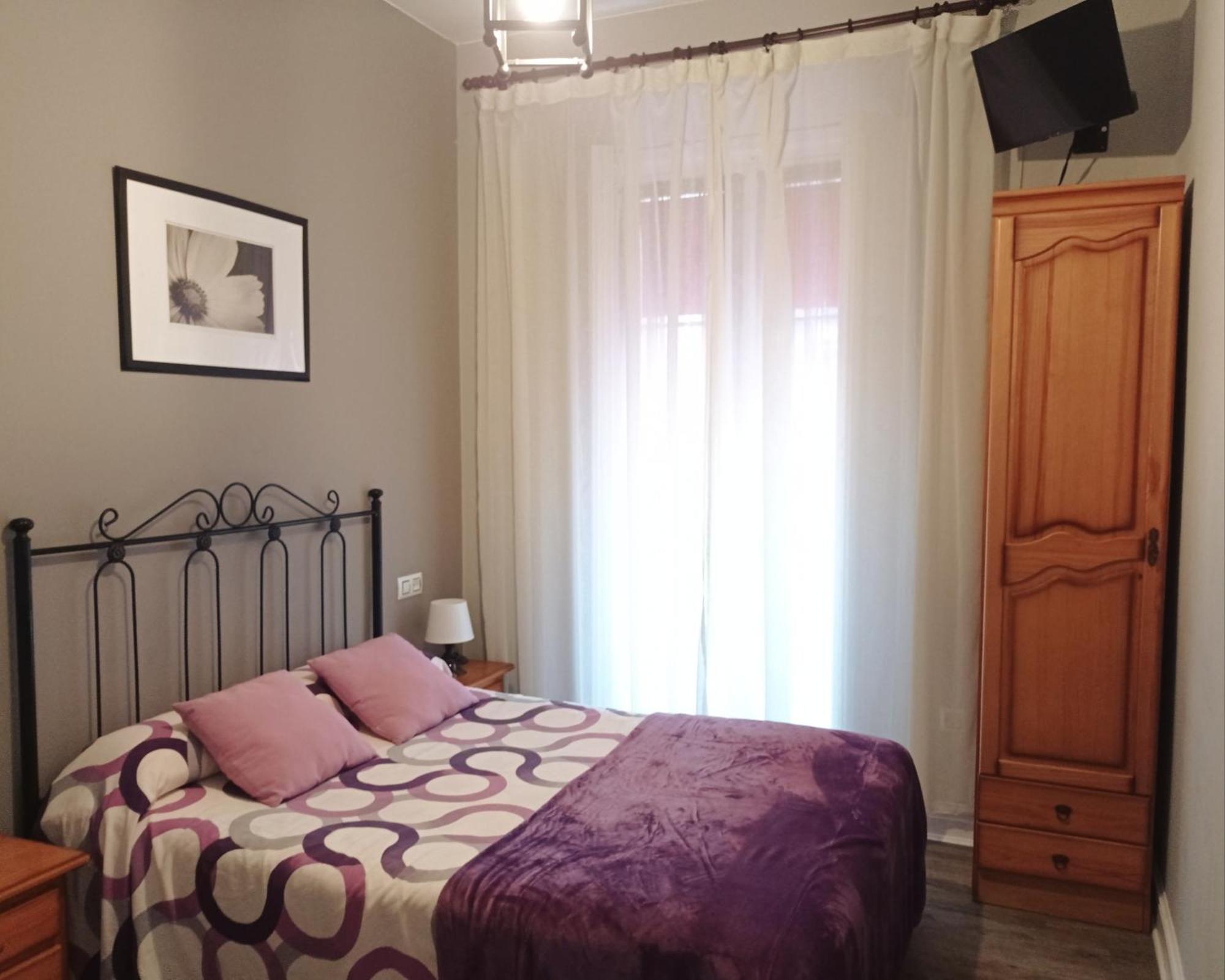 Hospedaje Don Pelayo Gijon Ngoại thất bức ảnh