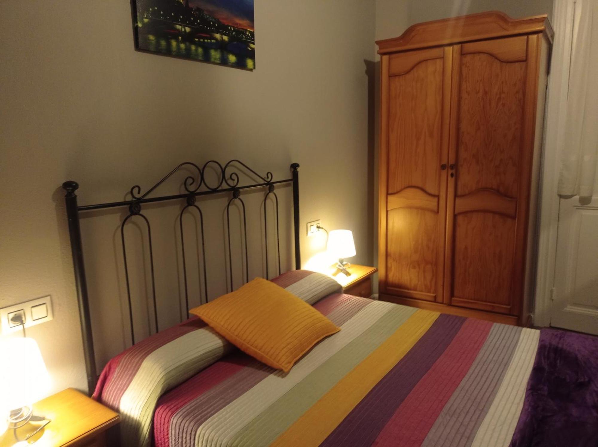 Hospedaje Don Pelayo Gijon Phòng bức ảnh