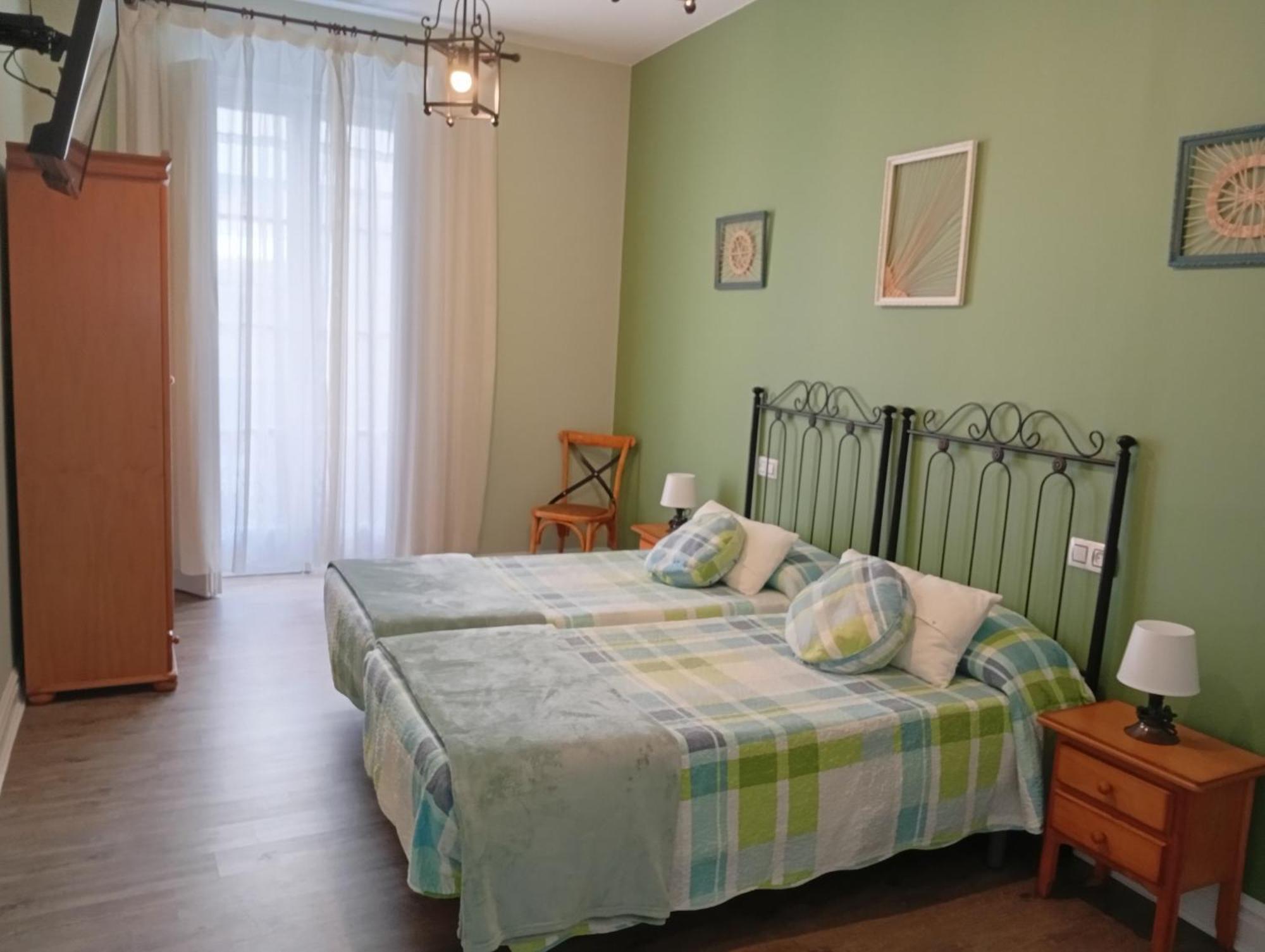 Hospedaje Don Pelayo Gijon Phòng bức ảnh