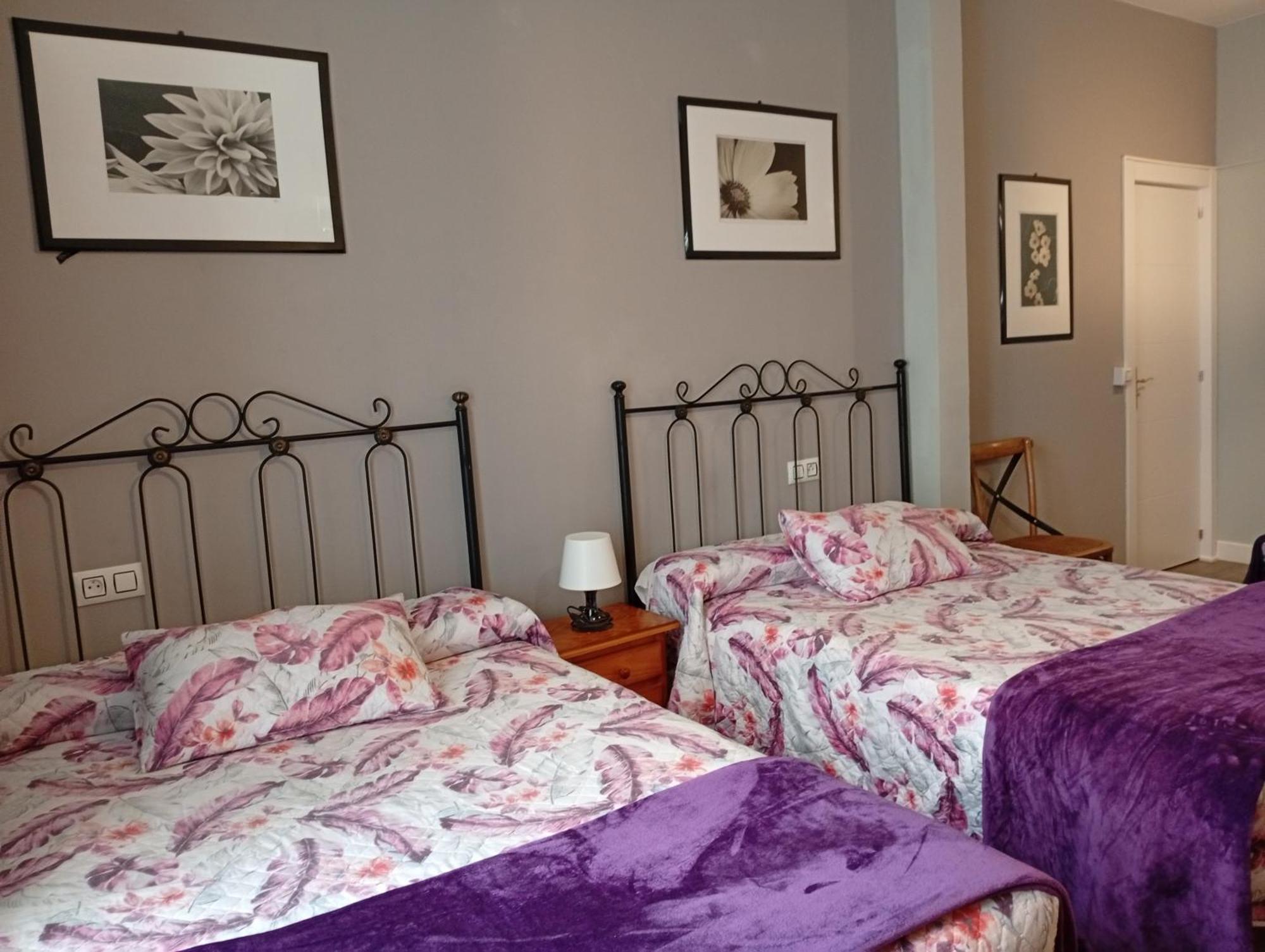 Hospedaje Don Pelayo Gijon Ngoại thất bức ảnh