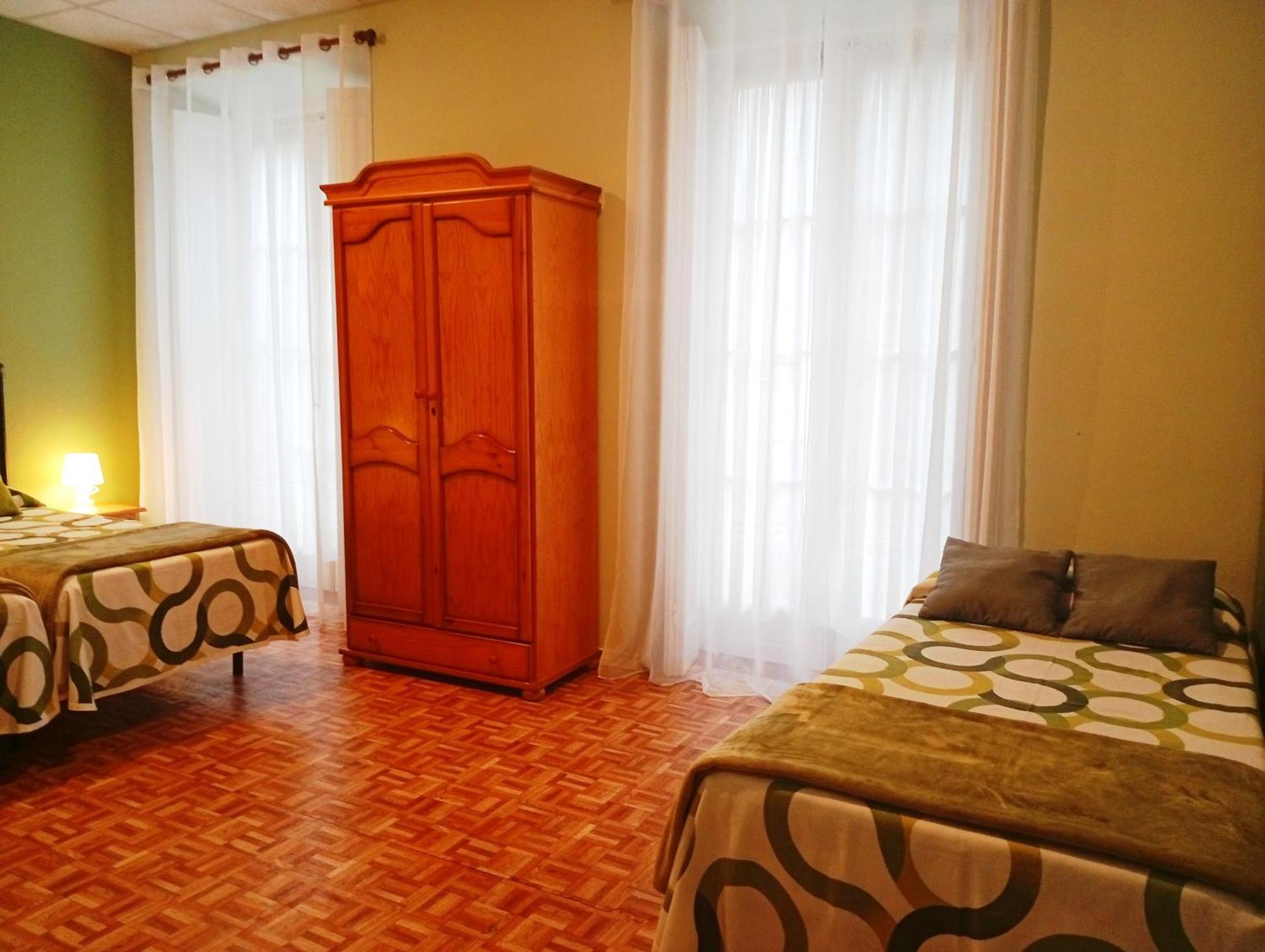 Hospedaje Don Pelayo Gijon Phòng bức ảnh