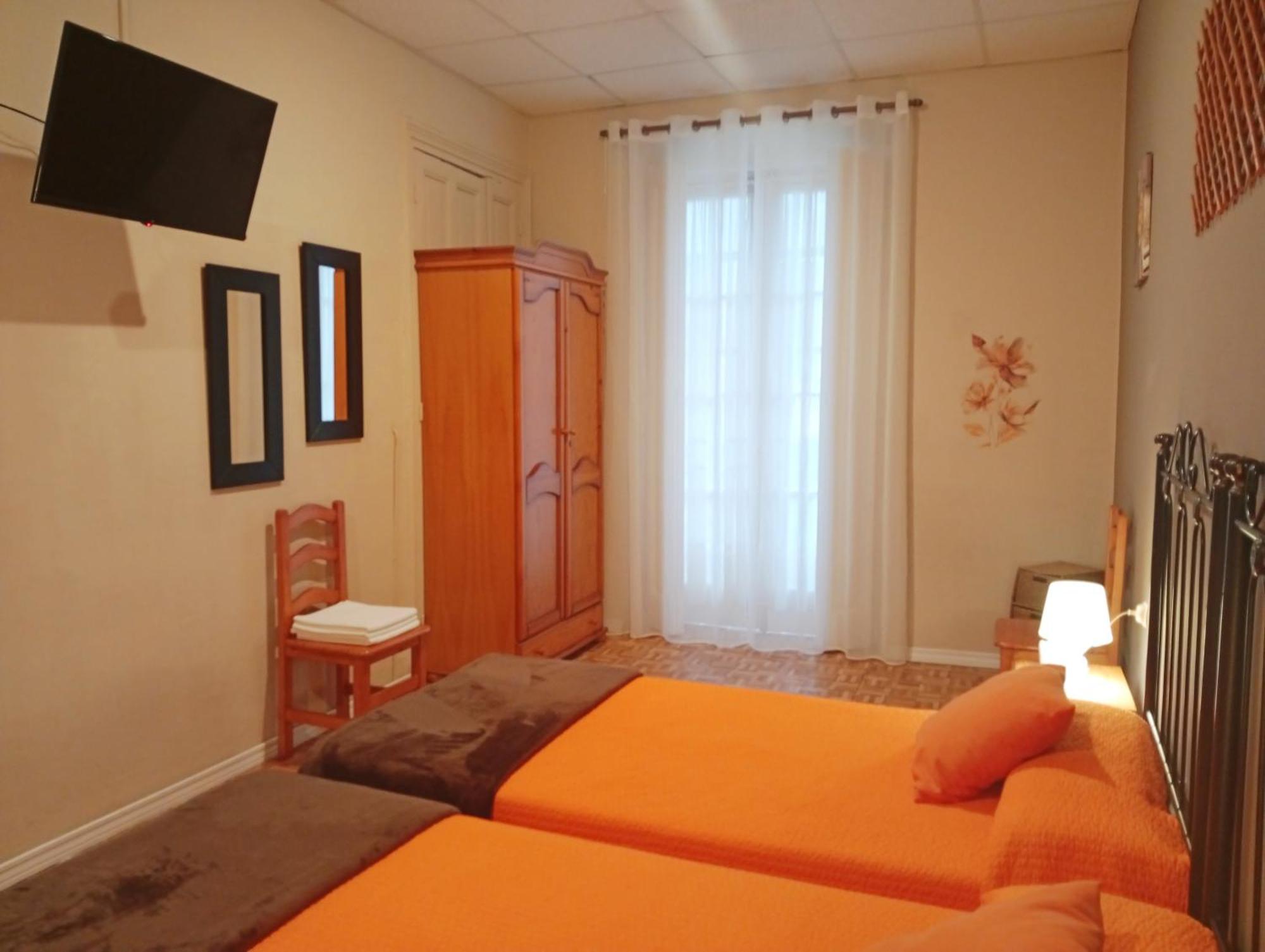 Hospedaje Don Pelayo Gijon Phòng bức ảnh